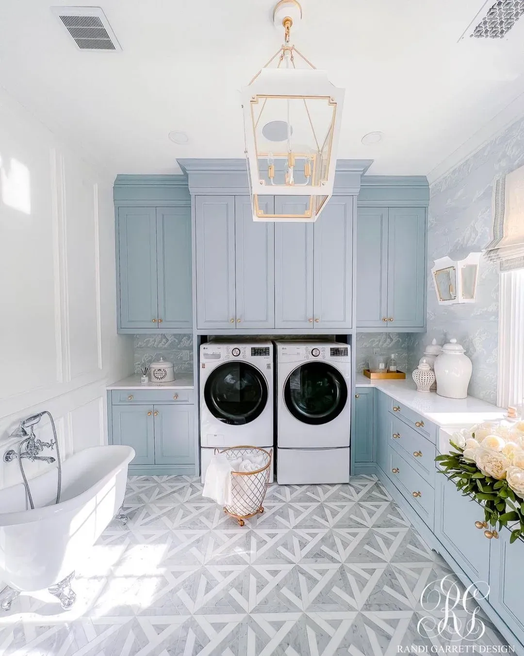 Adding the Polish: Lighting and Details for Elegant Laundry Room Ideas