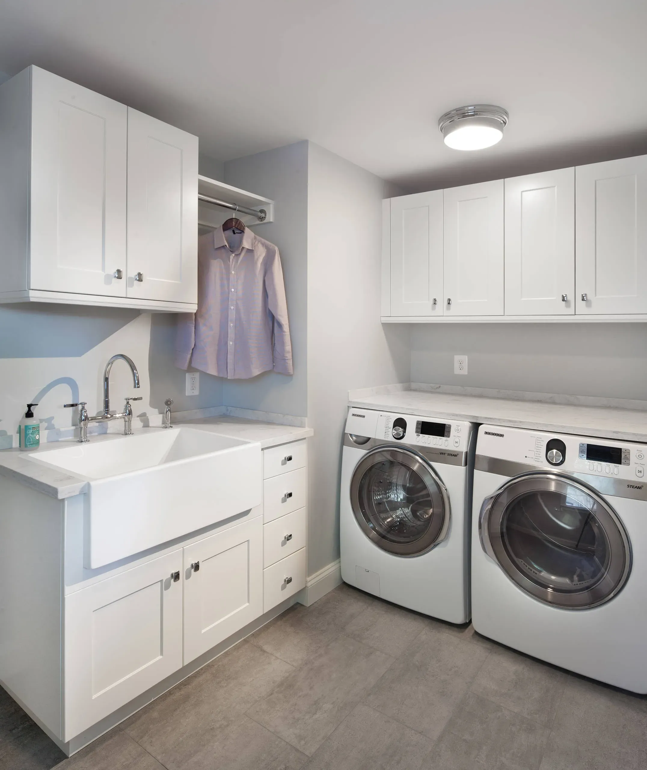 Clever Storage and Folding Solutions for a 7x7 Laundry Room