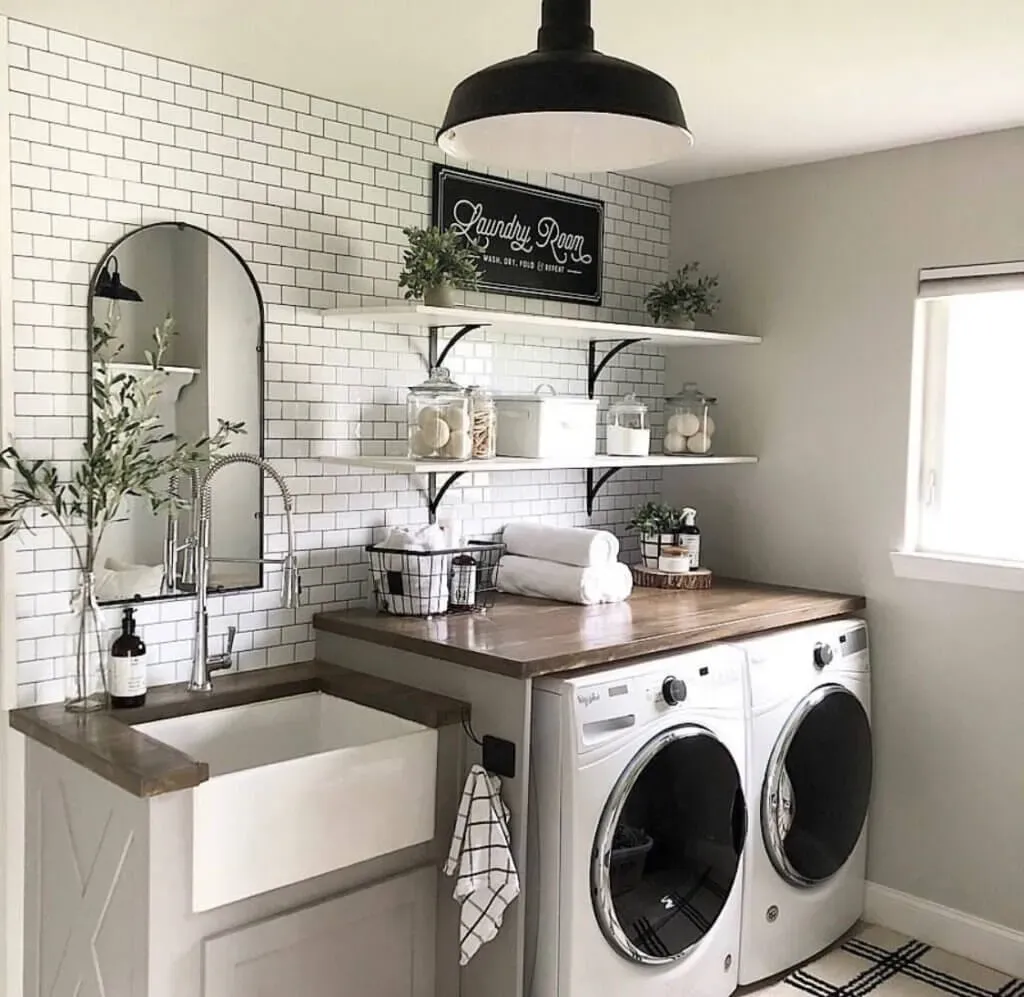 Awesome laundry room lights ideas to lighten your space