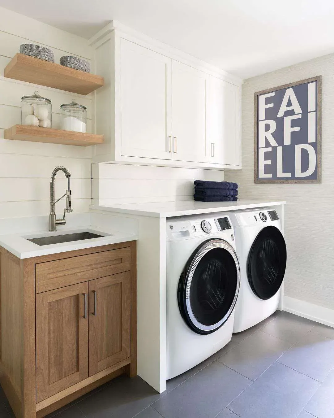 Best laundry room sink cabinet ideas for your home