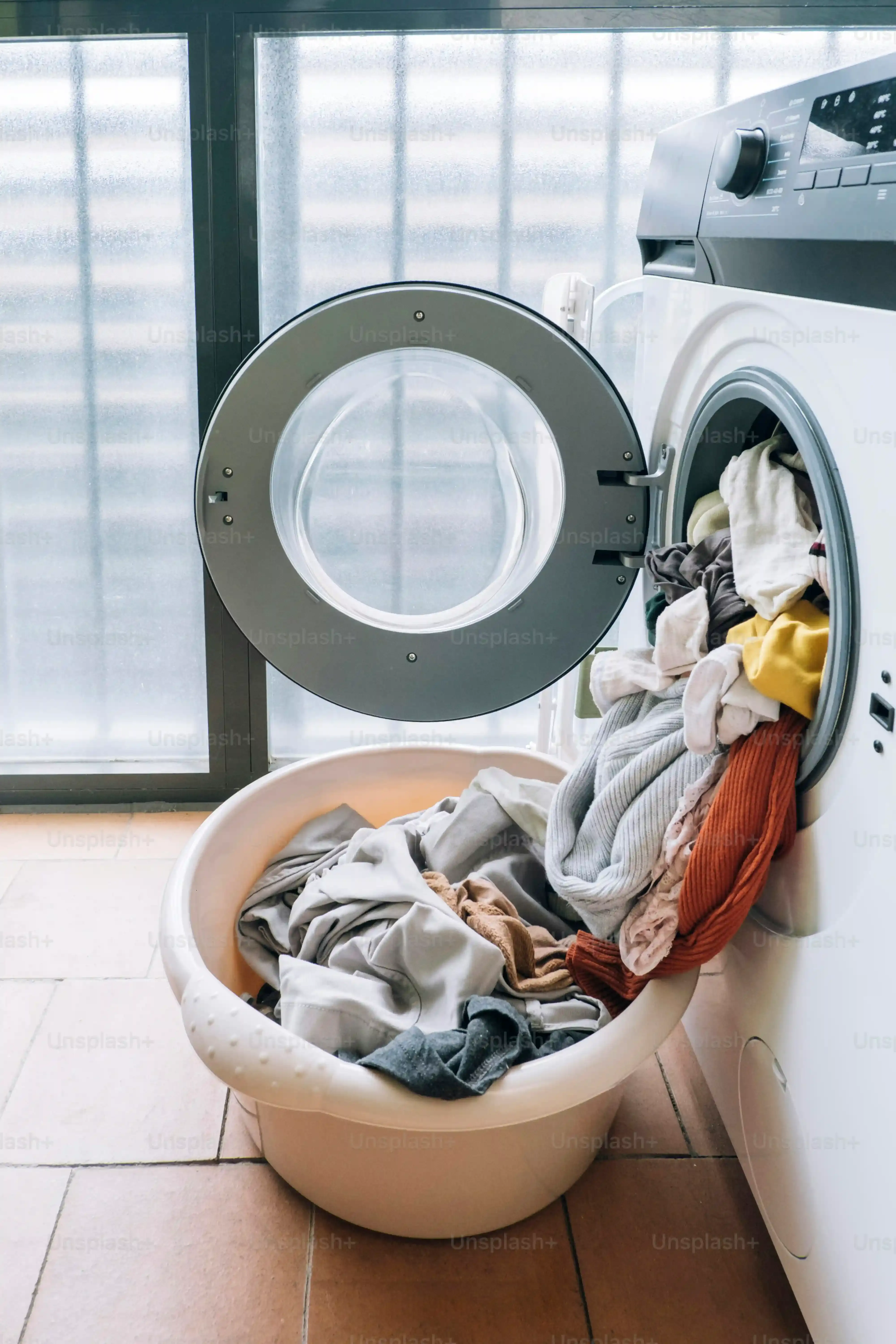Picking Your Palette and Materials for Elegant Laundry Room Ideas