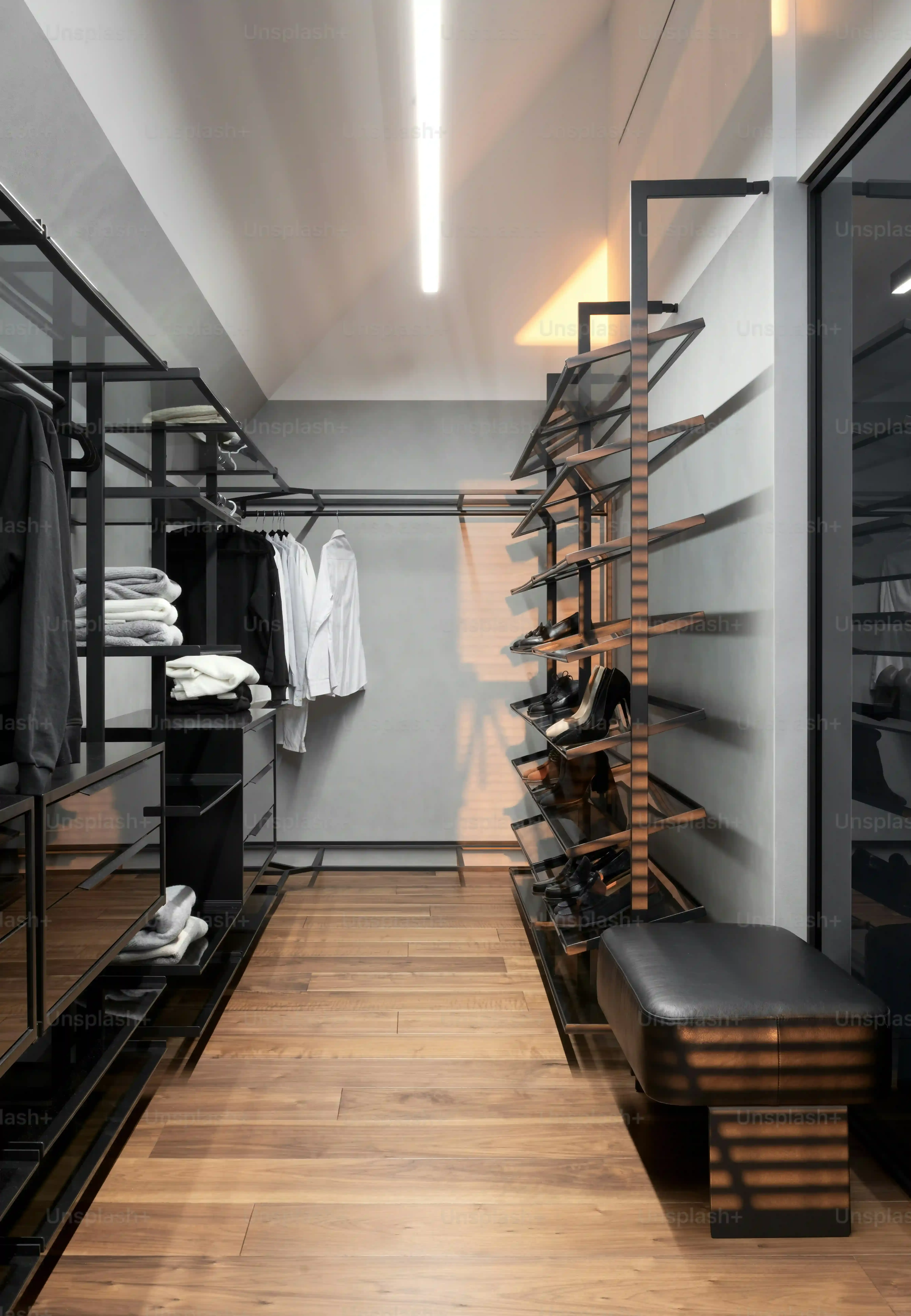 Easy shoe storage ideas for laundry room organization