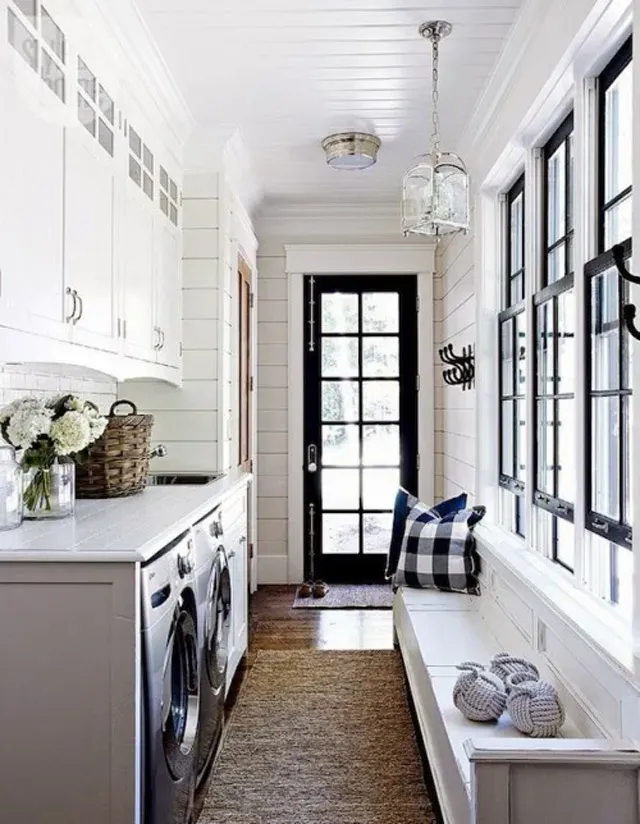 Brilliant small laundry room and mudroom combo ideas