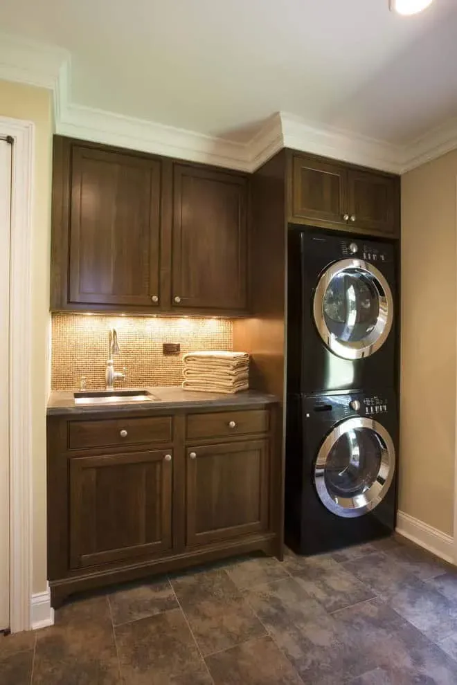 Smart Storage and Organization in Elegant Laundry Room Ideas